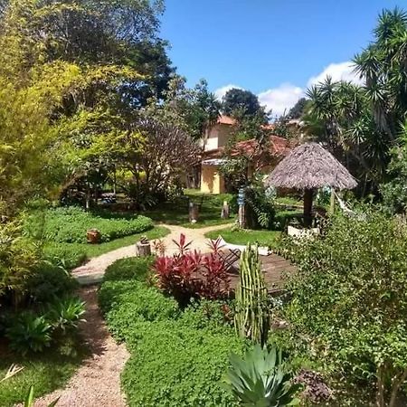 Pousada Paralelo 14 Alto Paraiso de Goias Exterior photo