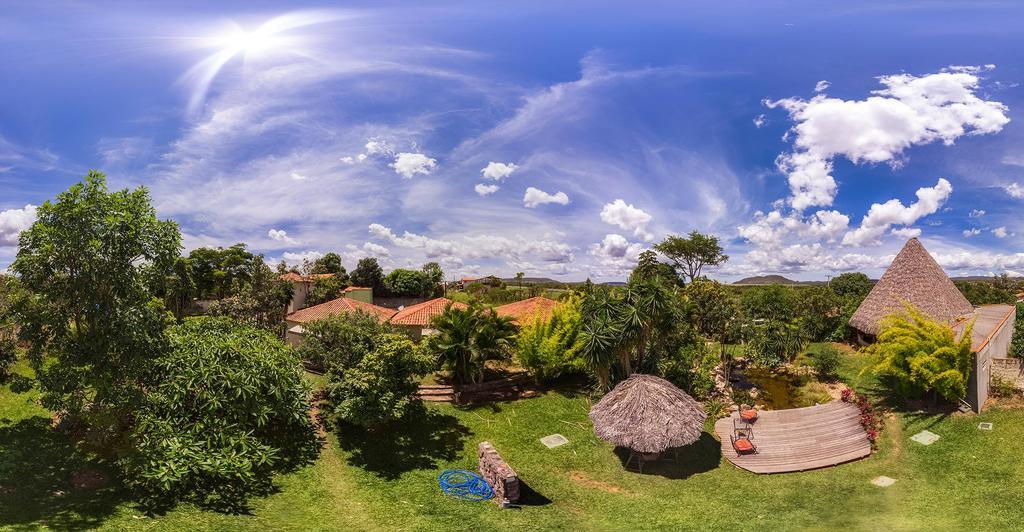 Pousada Paralelo 14 Alto Paraiso de Goias Exterior photo